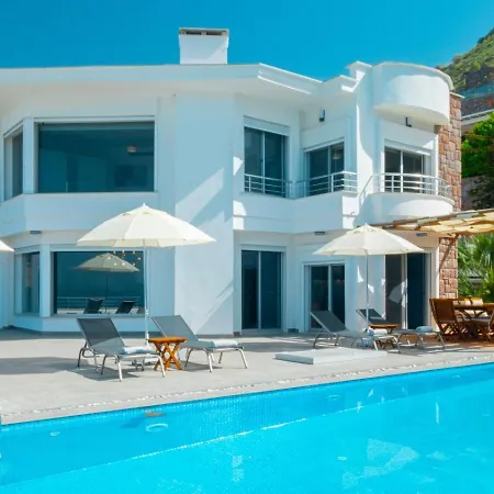 Valentino1 Villa *