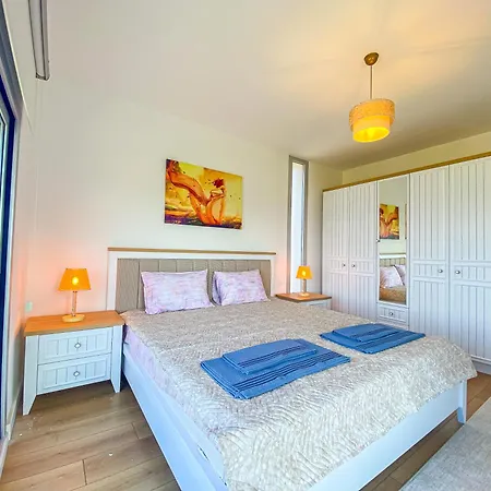 Valentino1 * Karabag